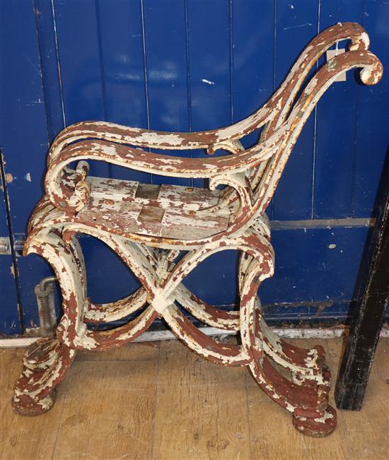 A pair of Victorian cast iron bench ends